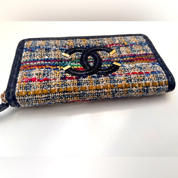 🔥CHANEL Tweed/ Exotic Leather Wallet - Picture 11 of 12